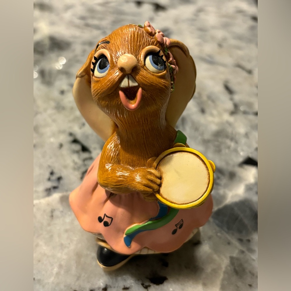 Pendelfin Rabbit ~ Rosa - Picture 6 of 6